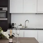 Cosy Testerep , Newly Renovated * Ostend