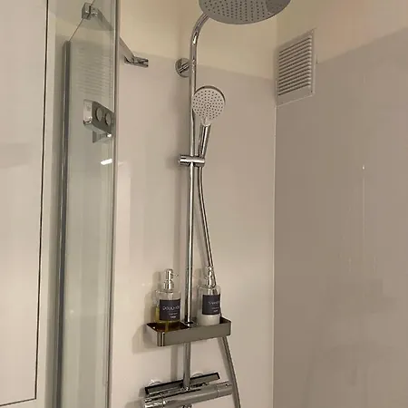 Cosy Testerep , Newly Renovated Διαμέρισμα